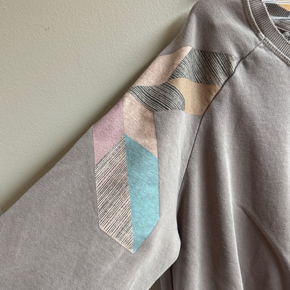 Hooey Taupe Crewneck Sweatshirt with Colorblock Sleeve Accents - Picture 5 of 9